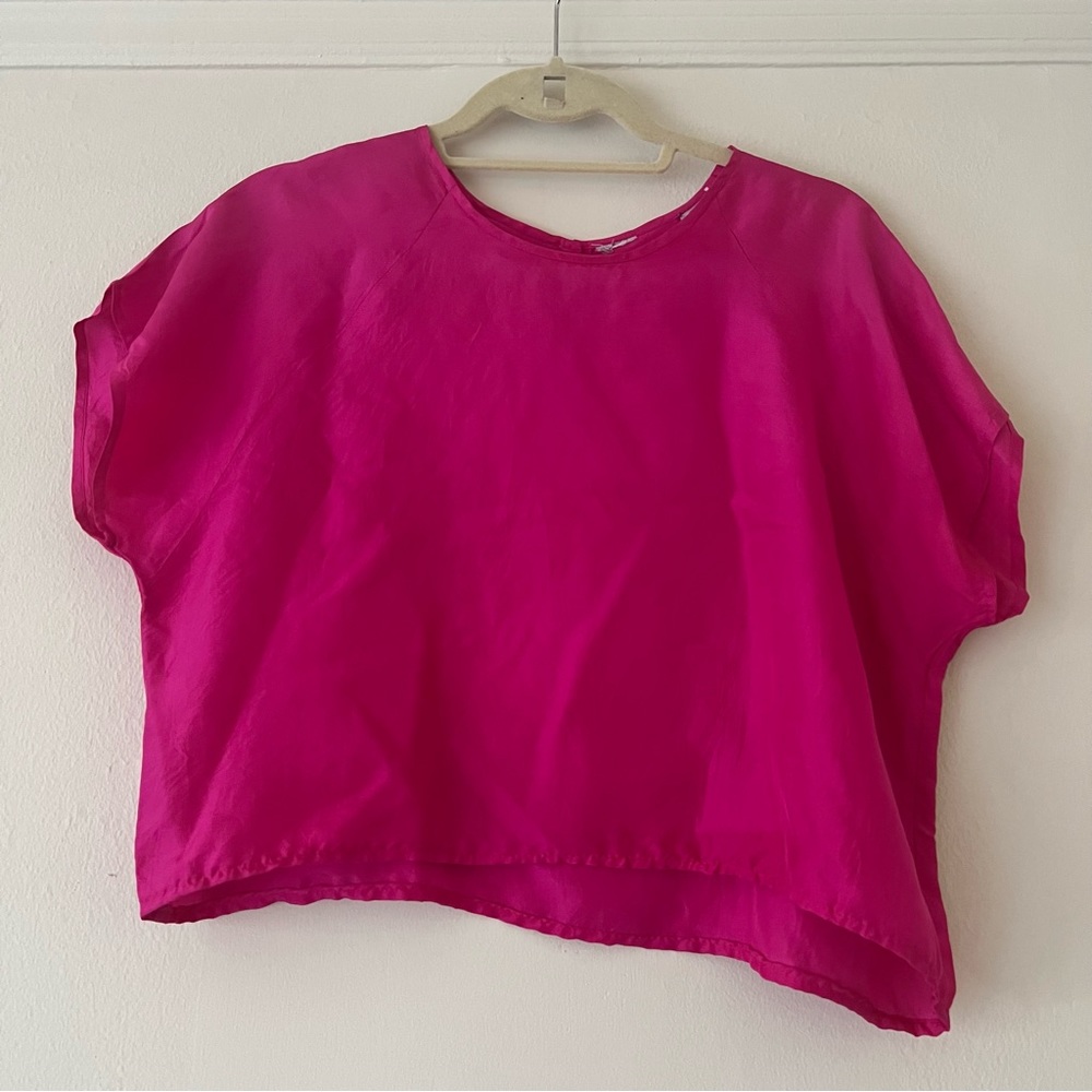 Cropped boxy hot pink silky shirt
